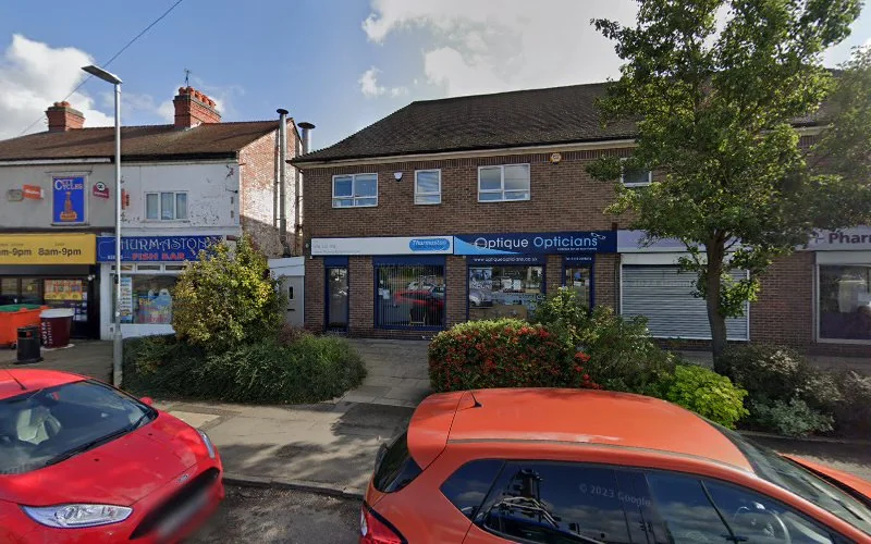 Kaderbhai F - Dental clinic in Leicester