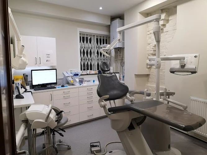 Church End Dental Clinic Enfield - Dental clinic in Enfield