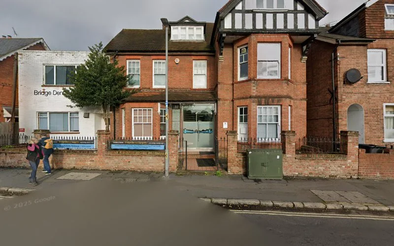 Eastwood Beverley - Dental clinic in Marlow
