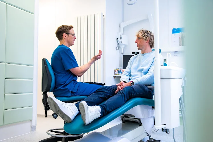 Next Wave Dental - Dentist in Barnstaple