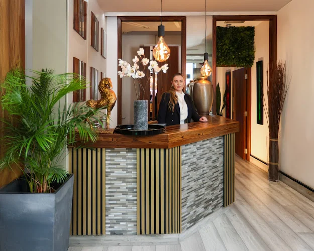 Pall Mall Dental London - Dentist in London