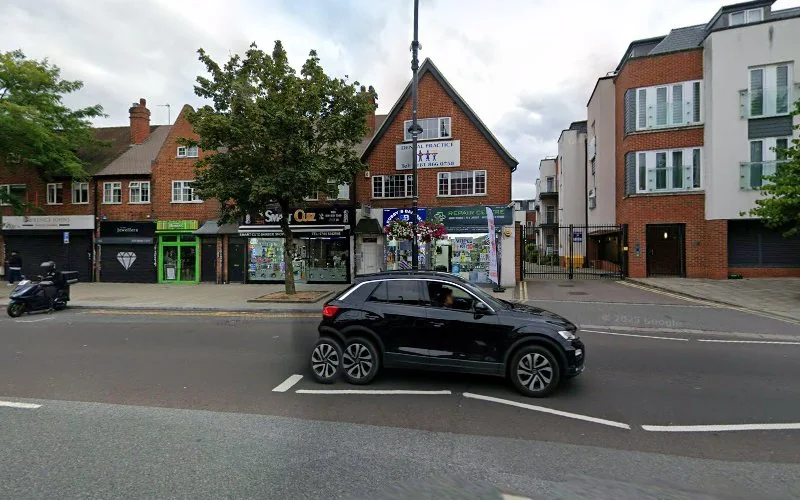 Eastcote Dental Practice - Dental clinic in Pinner