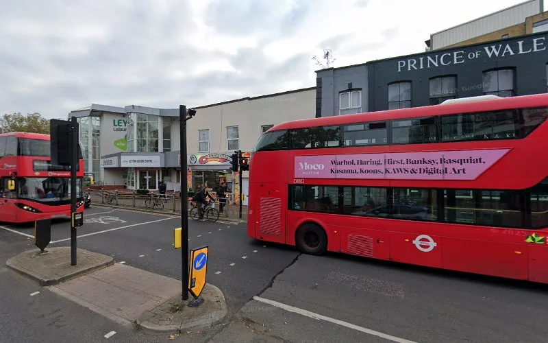 Cedars Dental Practice - Dental clinic in London