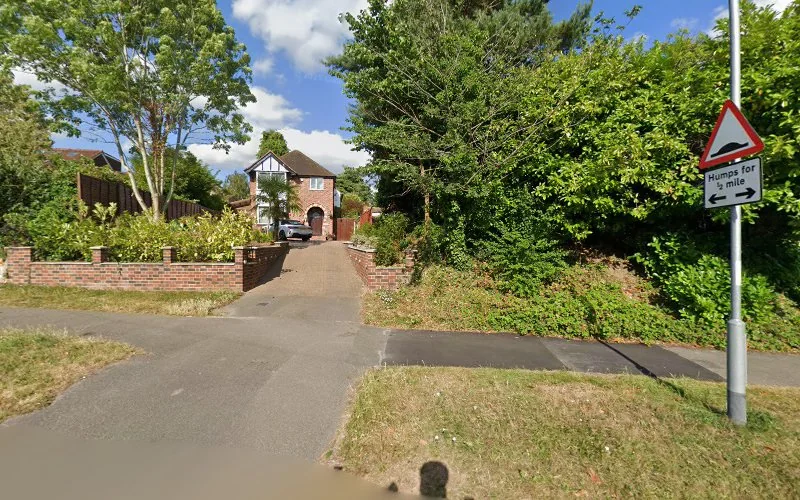 Cheer Up Dent Ltd - Dental clinic in Reading