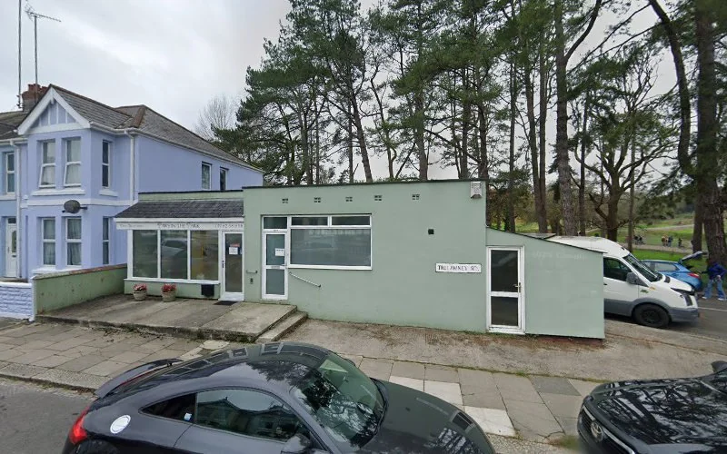 Express - Dental clinic in Plymouth