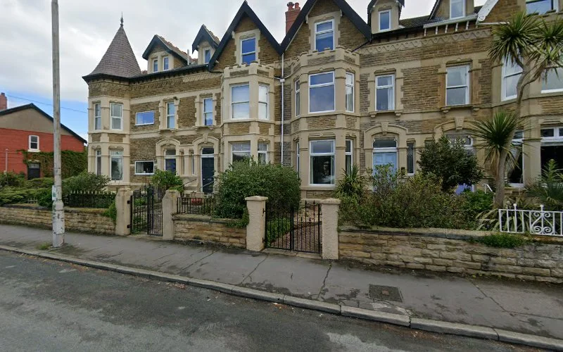 Eaton J - Dental clinic in Wirral