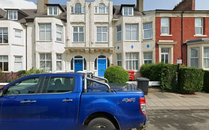 Williams T - Dentist in Darlington