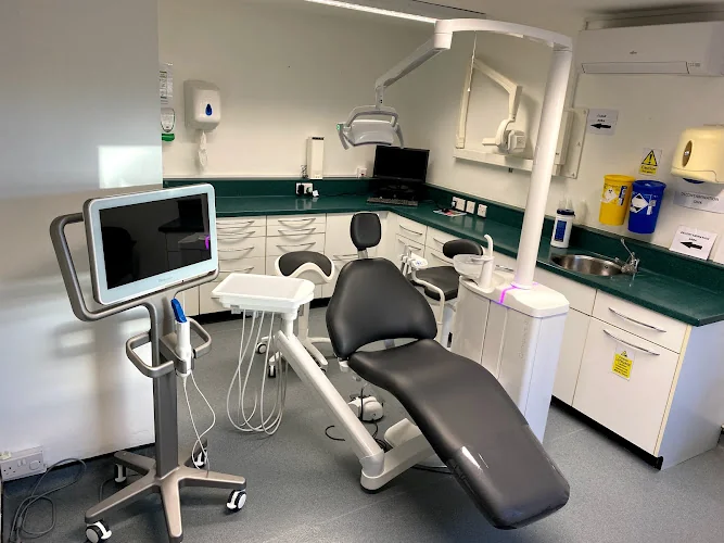 Hanham Dental - Dental clinic in Bristol