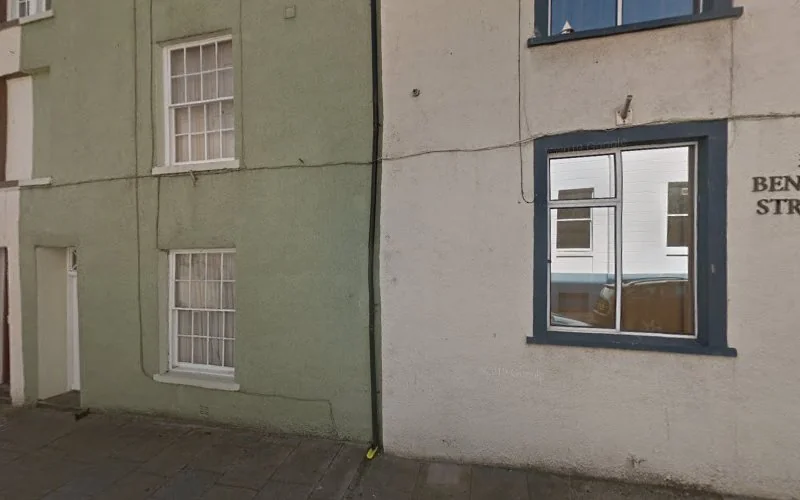 Thistlethwaite G M - Dental clinic in Ulverston