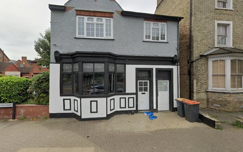 Steven Murphy - Dentist in Bedford