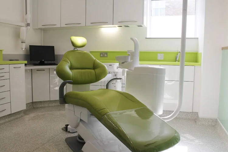 Mint Dental Clinic - Dental clinic in London