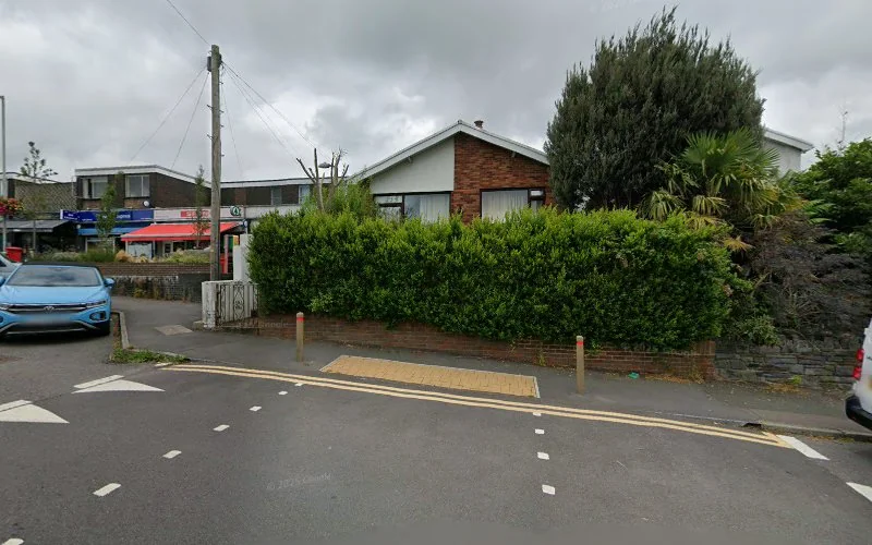 Davies Gareth R H - Dental clinic in Swansea