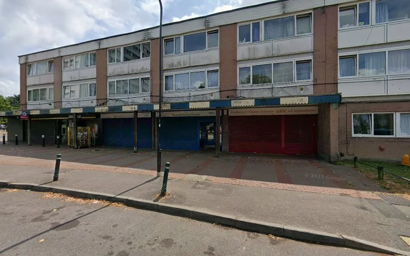 Thornhill Dental Practice - Dental clinic in Southampton