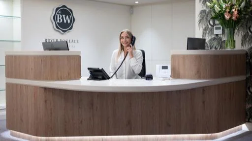 Bryer Wallace, Belgravia - Dentist in London