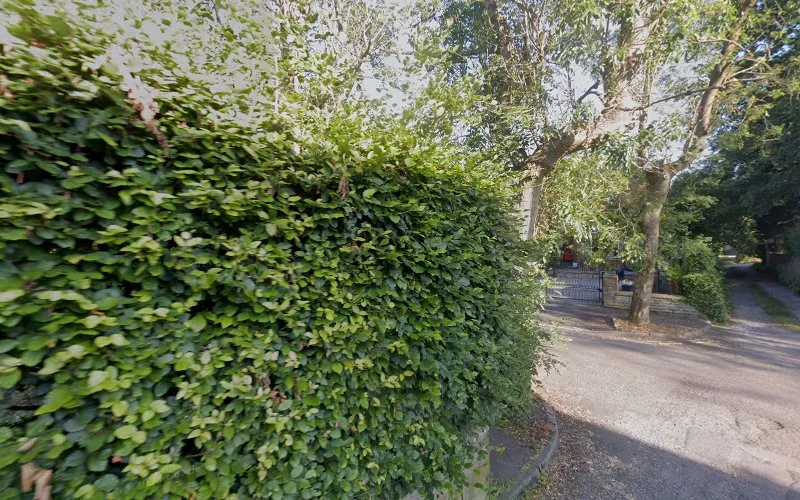 Dr Tariq Idrees - Carisbrook Dental - Dentist in Manchester