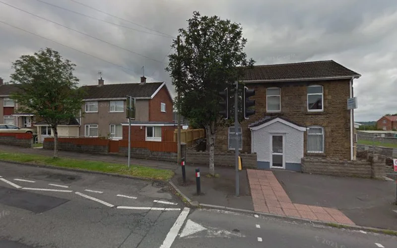 Pantyfynon Ltd - Dentist in Swansea