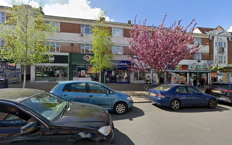 MD Dental - Dental clinic in Pinner