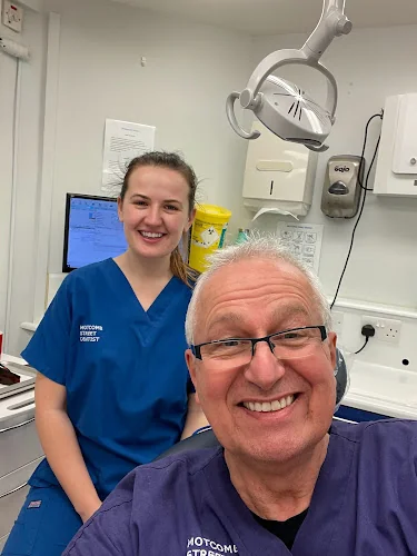 Motcomb Street Dentist - Dentist in London