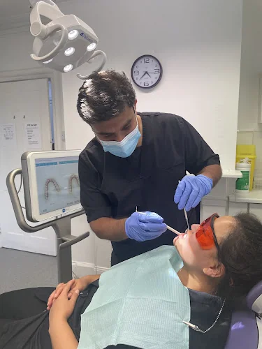 GM Dental And Implant Centre Ashford - Dentist in Ashford