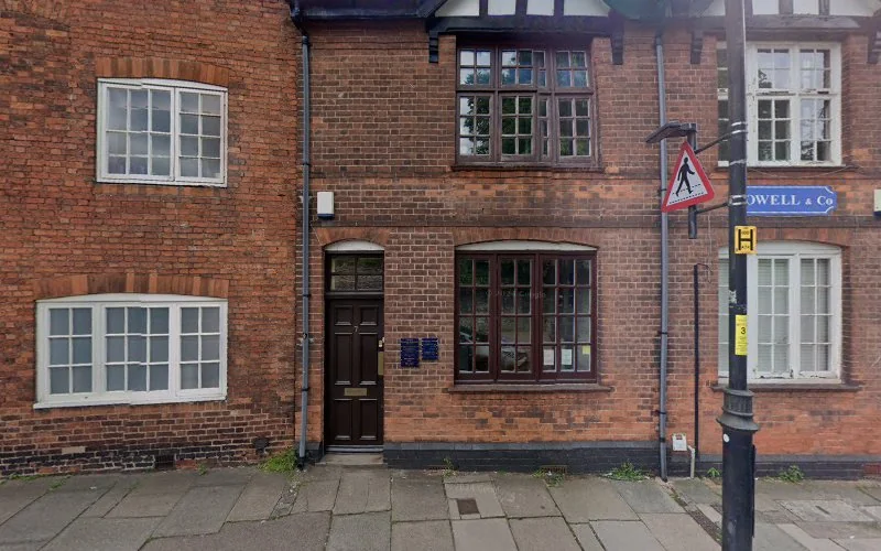 Sharna Ameeta - Dental clinic in Sutton Coldfield