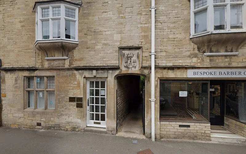Whittaker J M - Dental clinic in Cirencester