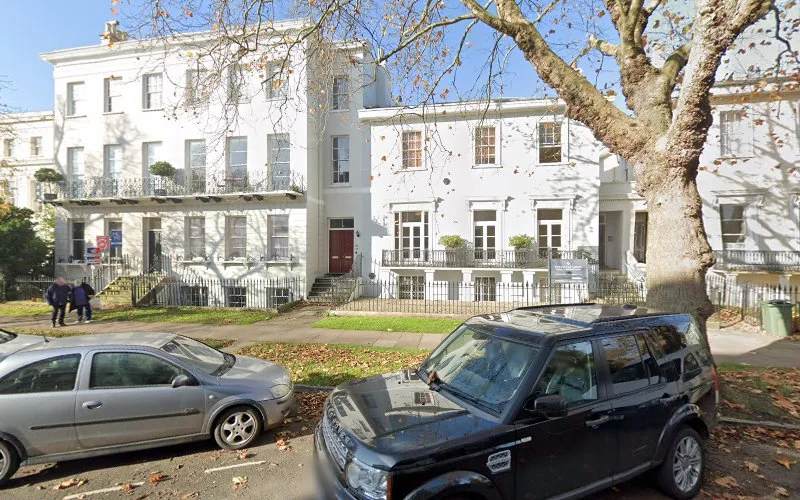 The Implant Team - Dental clinic in Cheltenham