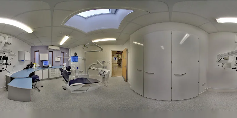 61 Dental - Dentist in Cheadle