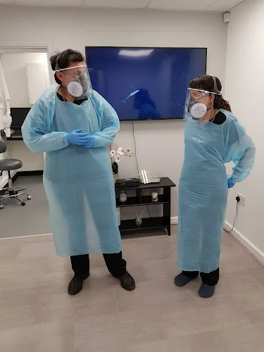 GM Dental And Implant Centre - Dentist in Rochester