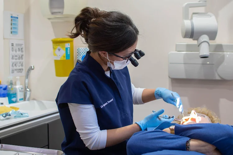 Silk Dental - Dentist in Macclesfield