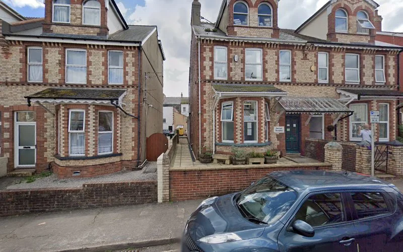 Paignton Dental Laboratory - Dental laboratory in Paignton