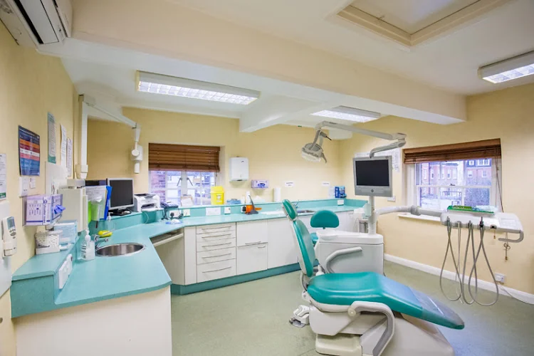 Blackhorse Way Dental Practice - Dentist in Horsham
