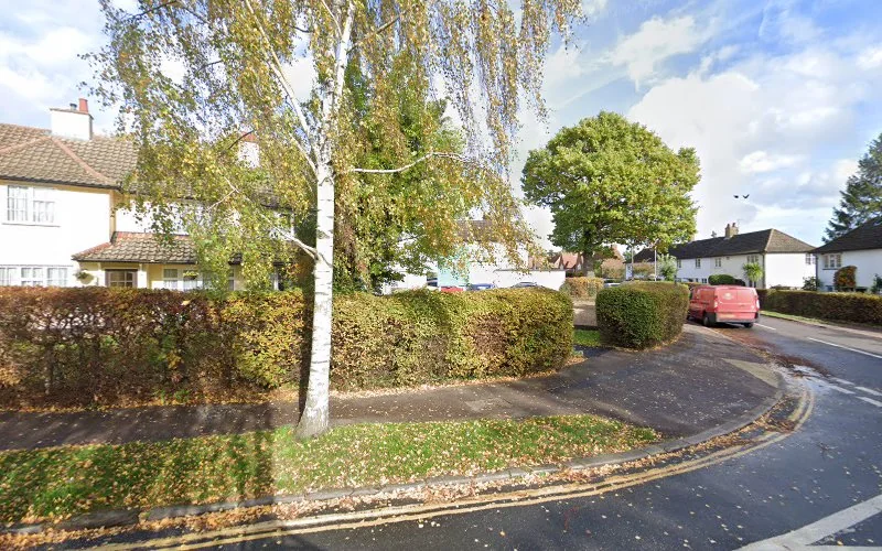 Andrew J McCullock - Dental clinic in Welwyn Garden City