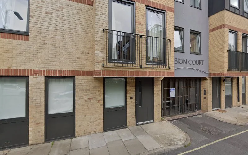 Dent zone trade ltd - Dental clinic in London