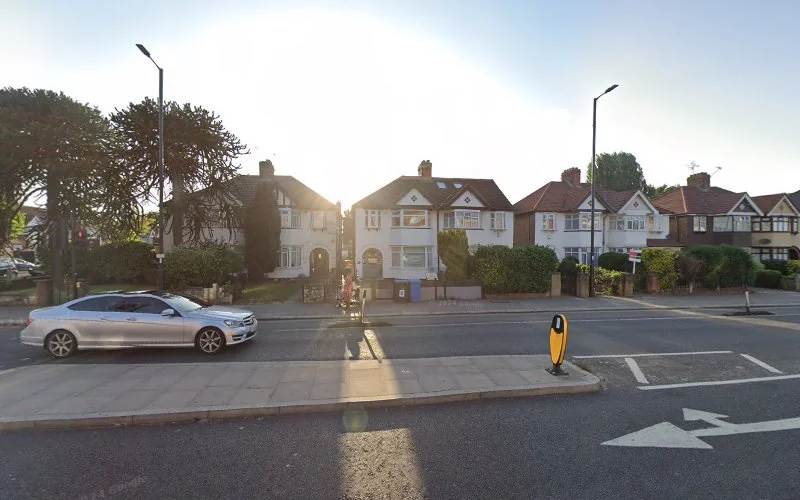 Smiles Defined Dental Practice - Dentist in London