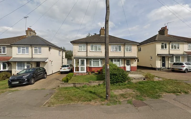 Watts Mr M - Dental clinic in Potters Bar