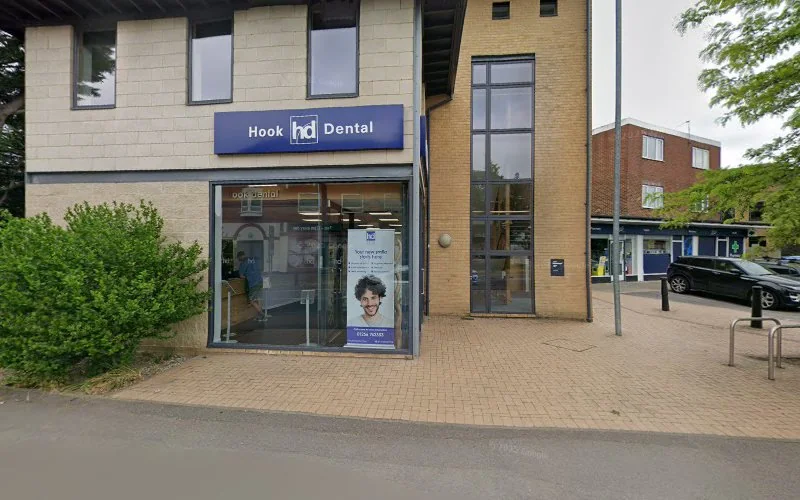 GARETH MORRIS B.Ch.D - Dentist in Hook