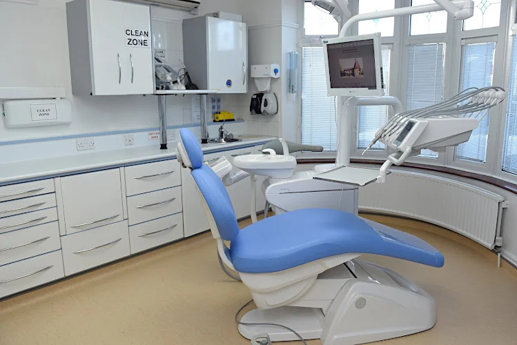 Perfect Smile Dental - Chester - Dental clinic in Chester