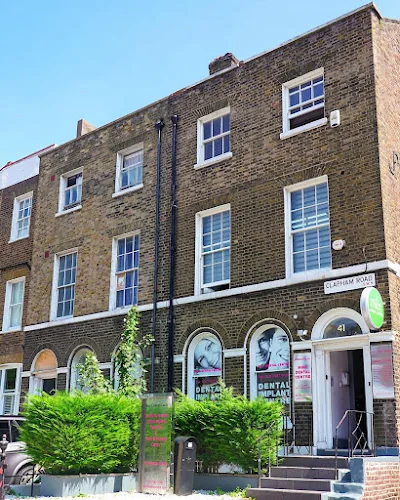 Mint Dental Centre - Dentist in London