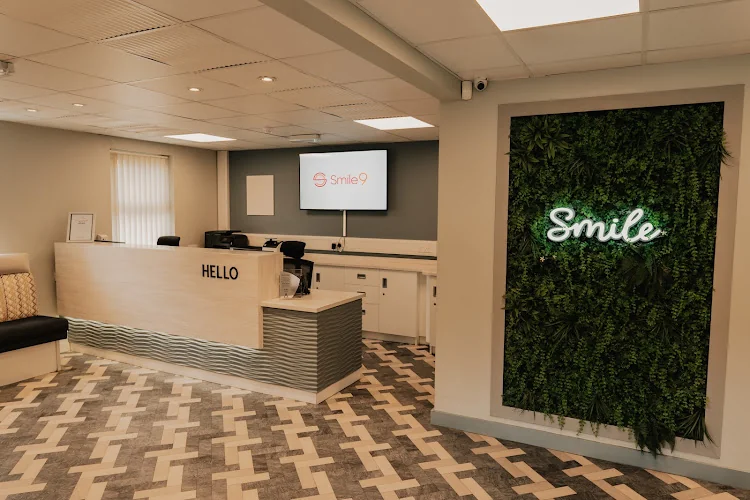 Smile9 - Invisalign Sheffield - Dentist in Sheffield