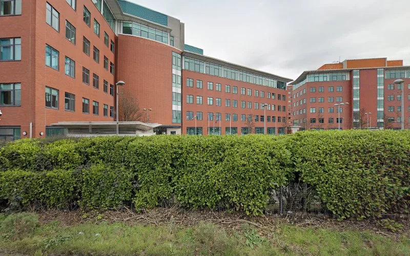 Teeth Whitening Cardiff - Dental clinic in Cardiff