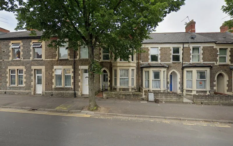 Bright Smile Dental - Dental clinic in Cardiff