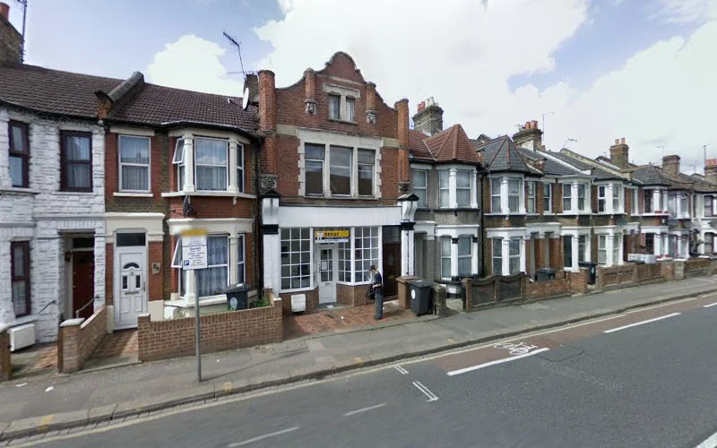 Chingford Dental Surgery - Dental clinic in London