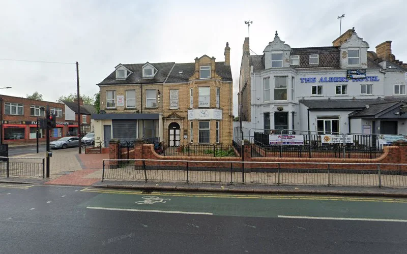 Boff D G - Dental clinic in Hull