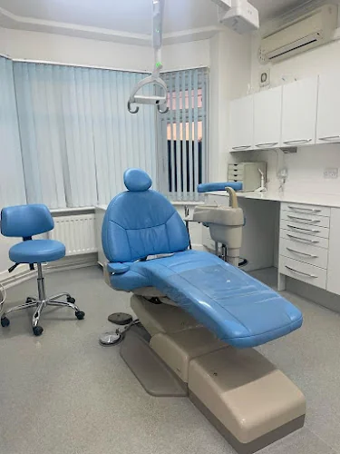Verwood Dental Care & Verwood Vaccinations - Dental clinic in Verwood