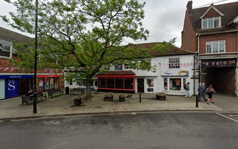 Van-Bergan P - Dentist in Halstead