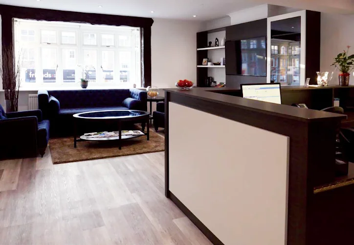 The Dental & Implant Centre - Dentist in Amersham