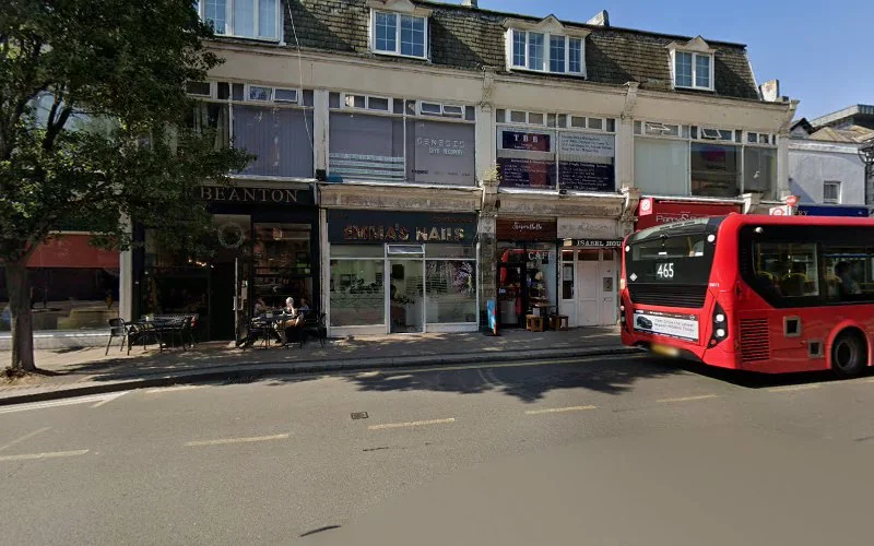 Changing Smiles - Dentist in Surbiton