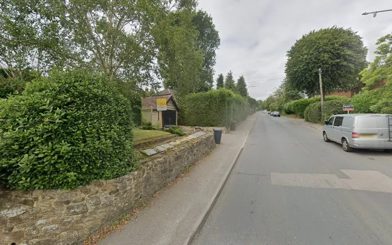 Mr Ashgari-coliveri Mr Rezzadeh Imani Mr Mihaylo - Dentist in Crowborough