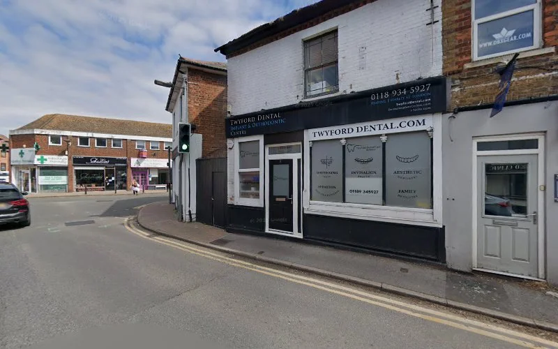 i-Smile Same Day Dental Implants - Cosmetic dentist in Reading