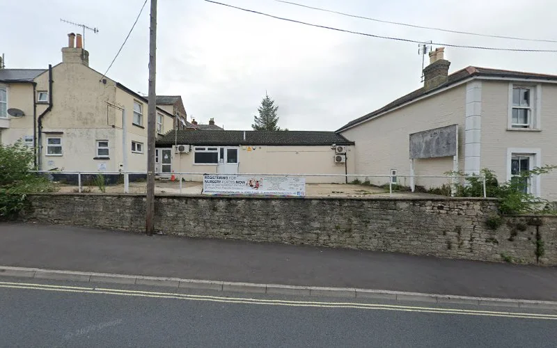 IOW Dental Studio - Dental clinic in Ryde